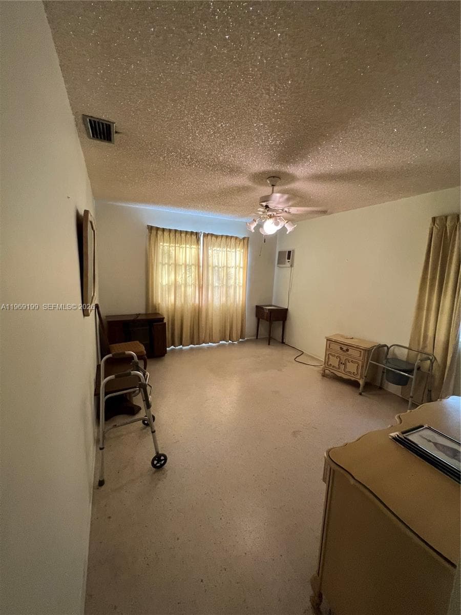 812 Columbus Blvd photo 13