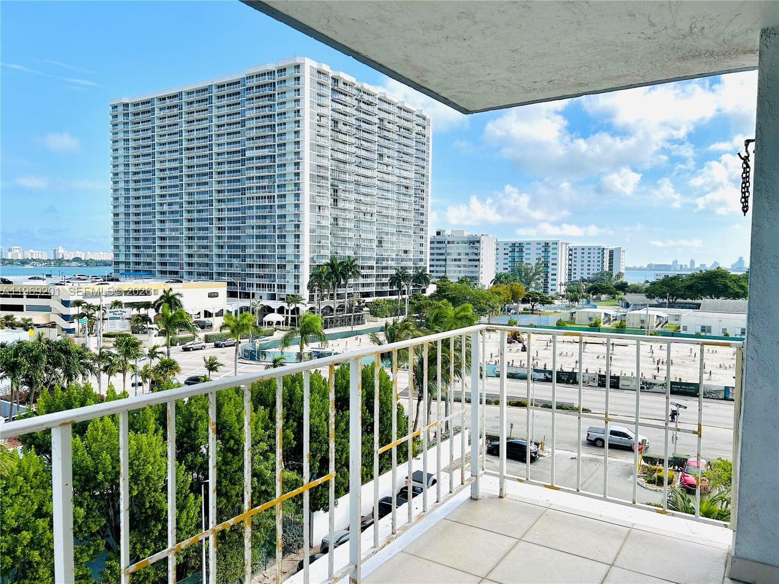 KENNEDY HOUSE CONDOMINIUM · #6O in North Bay Village - Photo 4