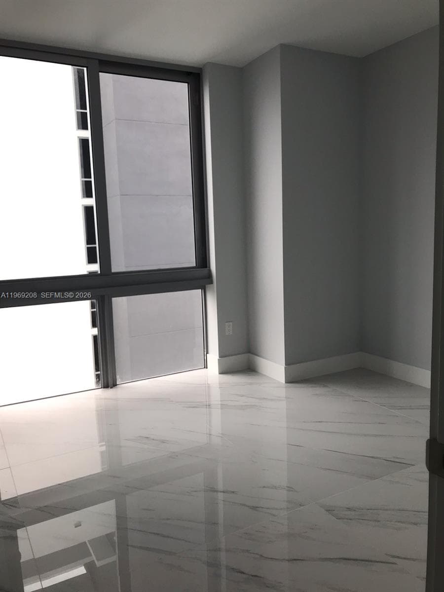 THE HARBOUR NORTH CONDO · #2907 in North Miami Beach - Photo 13