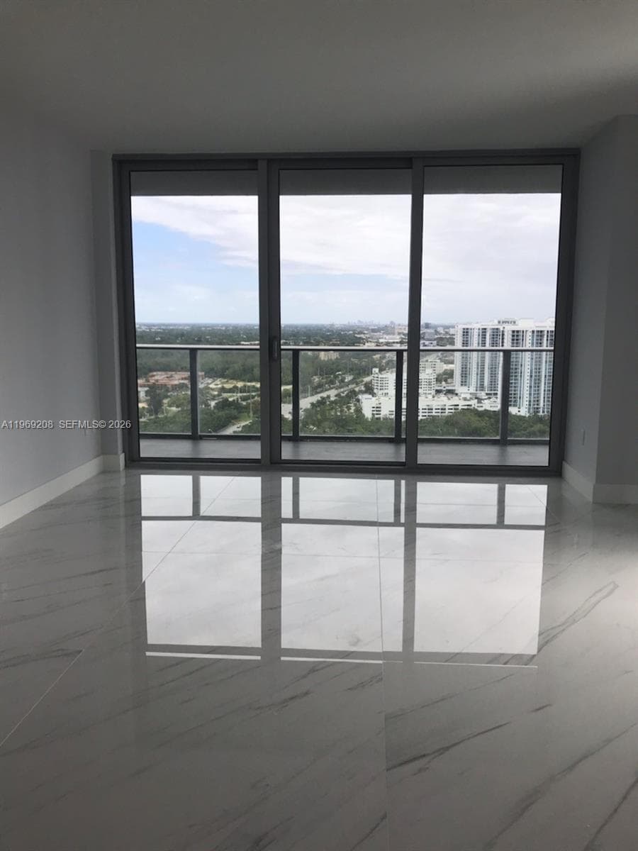 THE HARBOUR NORTH CONDO · #2907 in North Miami Beach - Photo 7