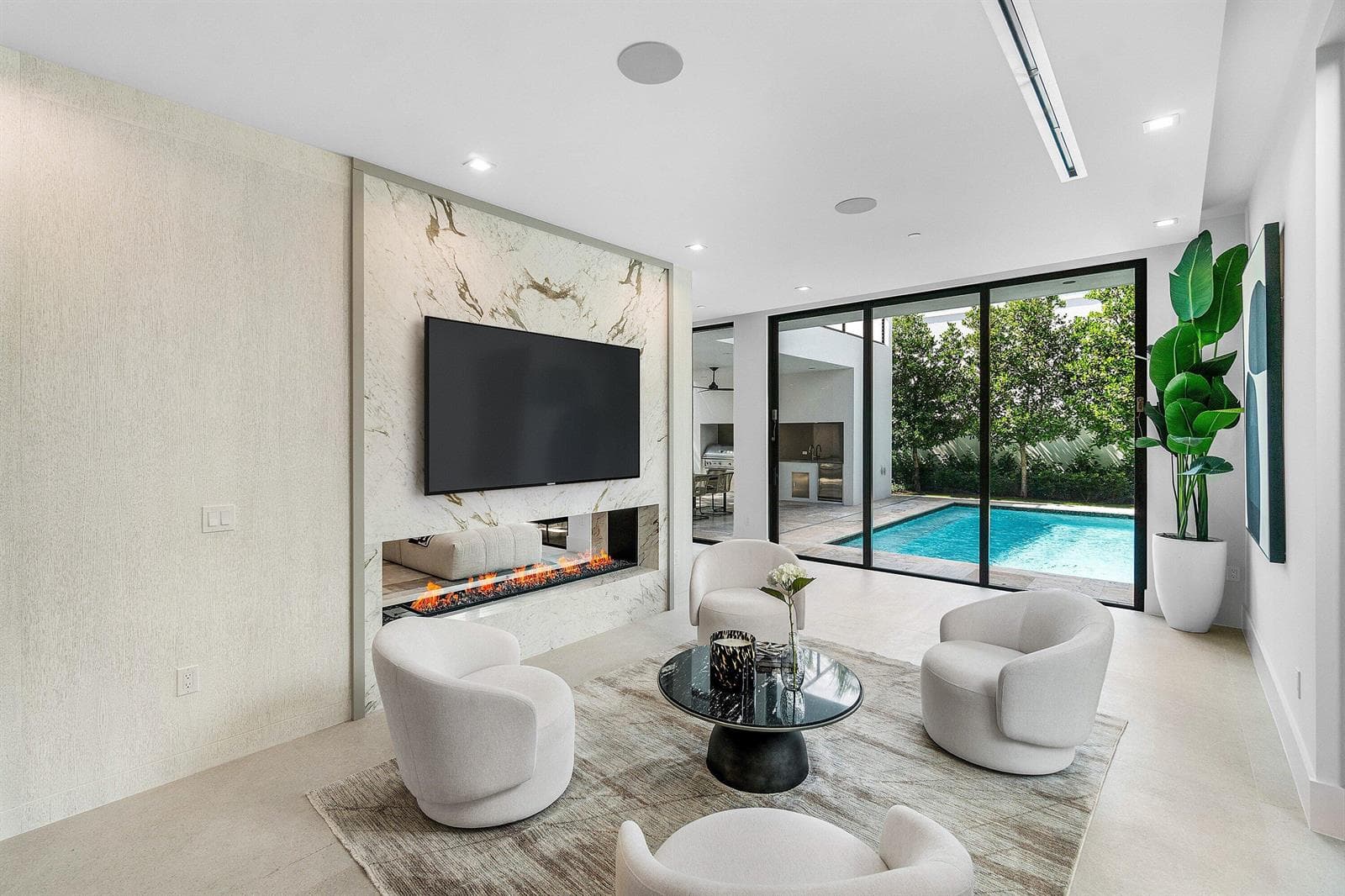 011-810PalmTrail-DelrayBeach-FL-33483-SM