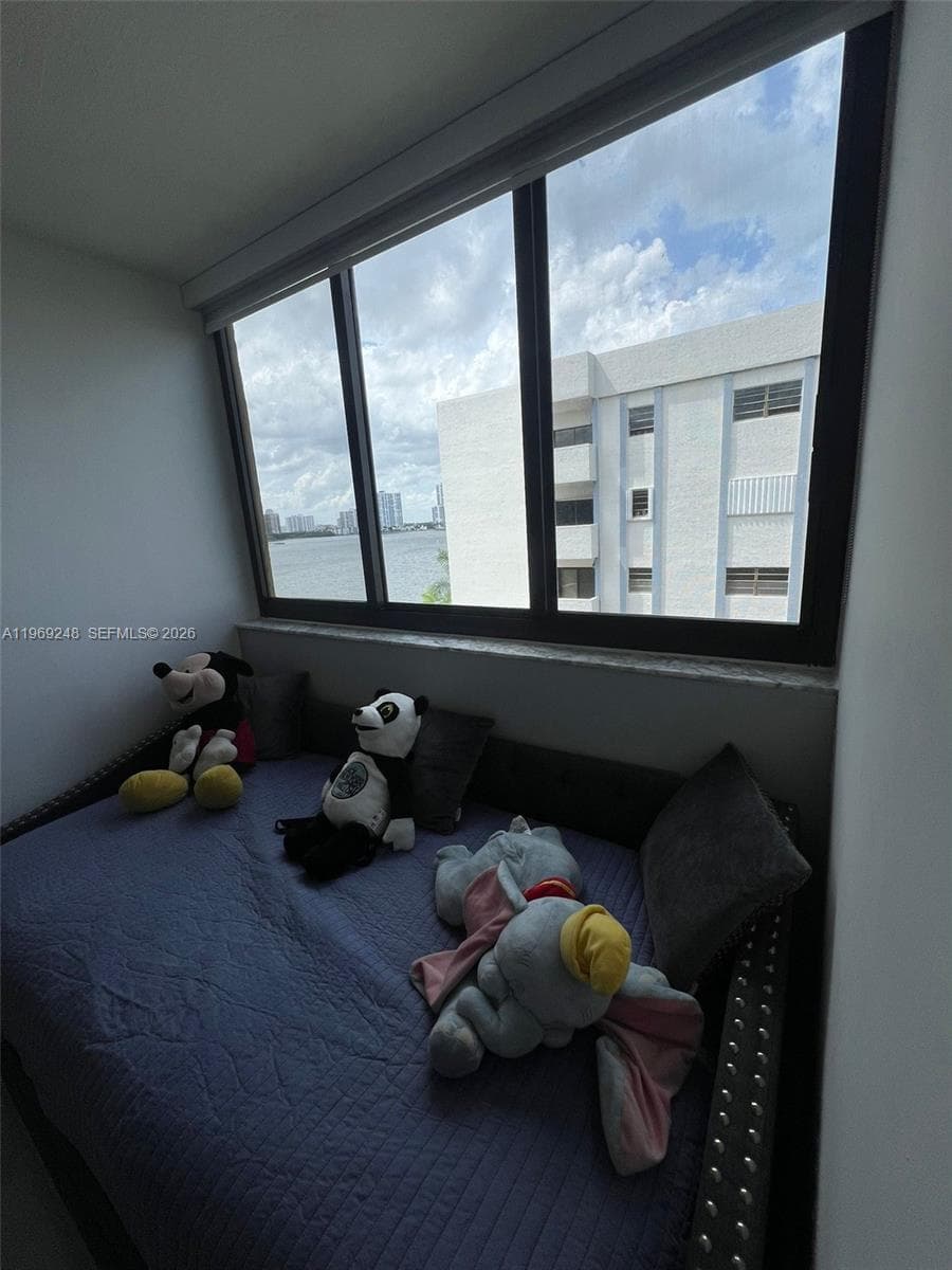 BAY HOUSE TOWER CONDO · #507 in Sunny Isles Beach - Photo 31