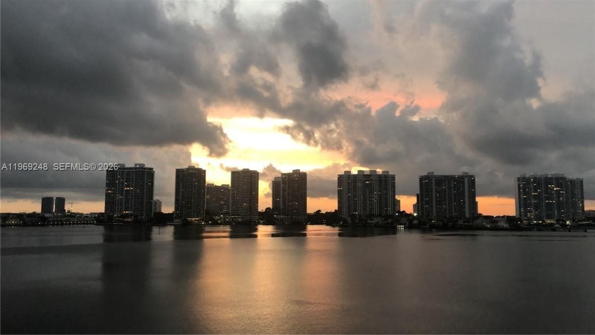 BAY HOUSE TOWER CONDO · #507 in Sunny Isles Beach - Photo 8