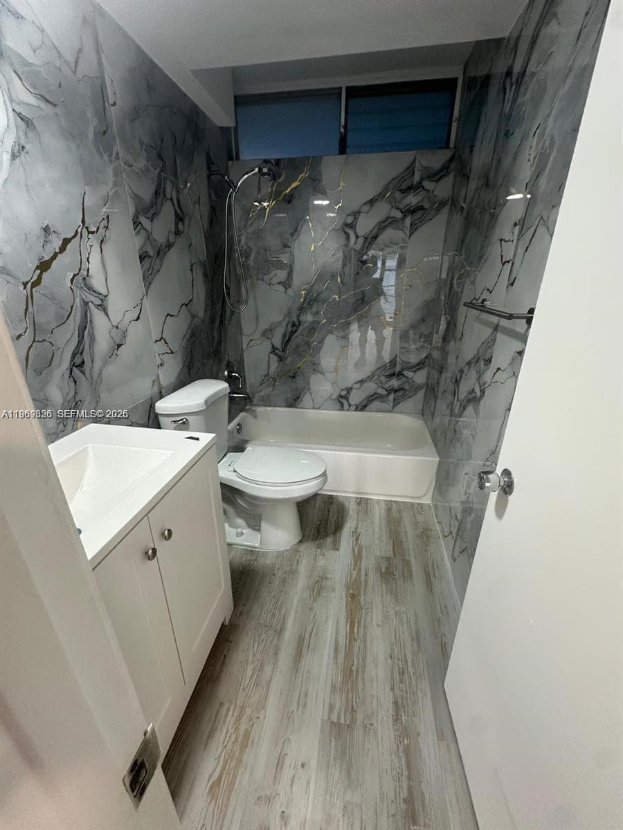 TERRACE EAST CONDO · #16 in Miami Beach - Photo 2