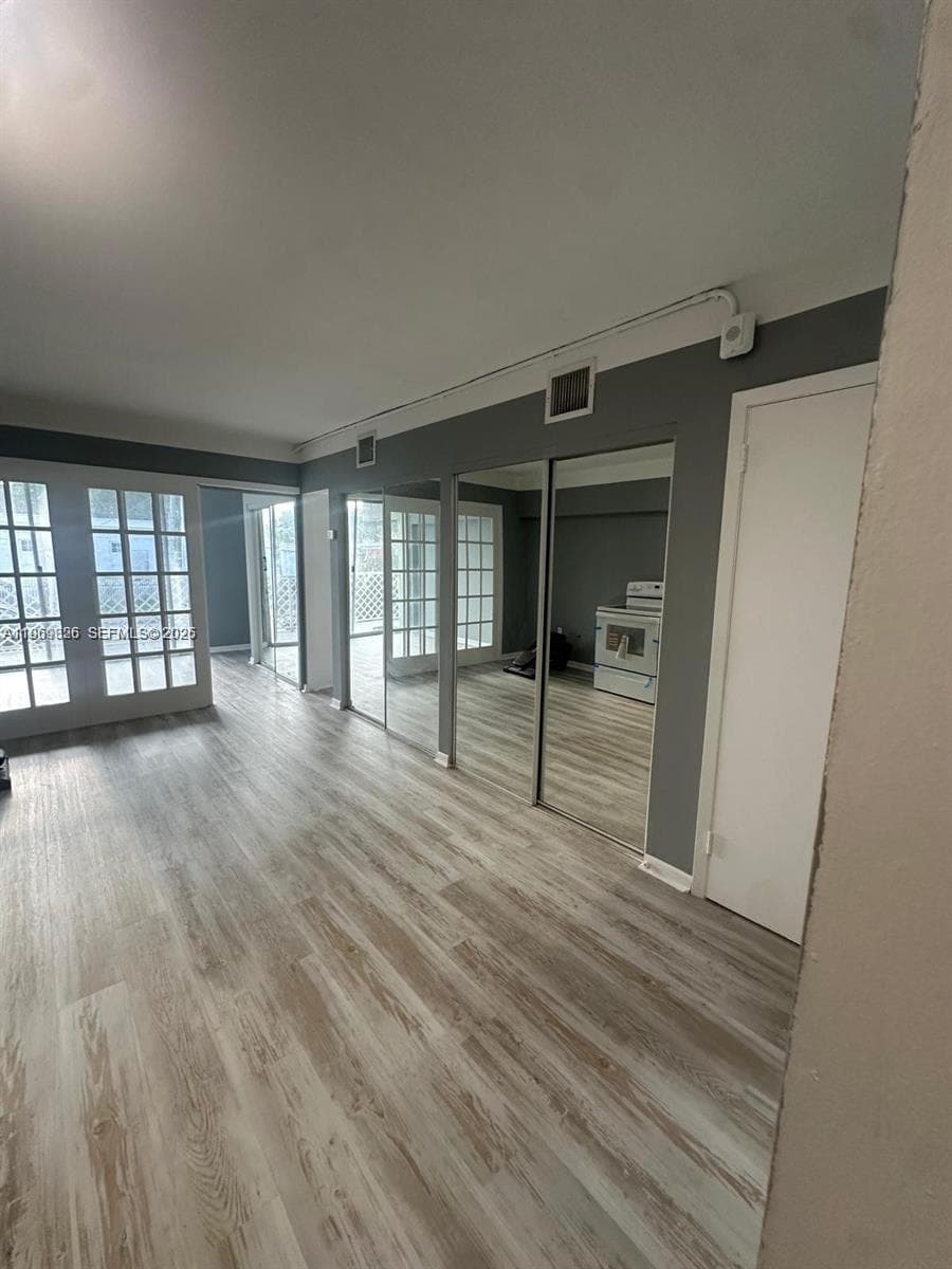 TERRACE EAST CONDO · #16 in Miami Beach - Photo 3