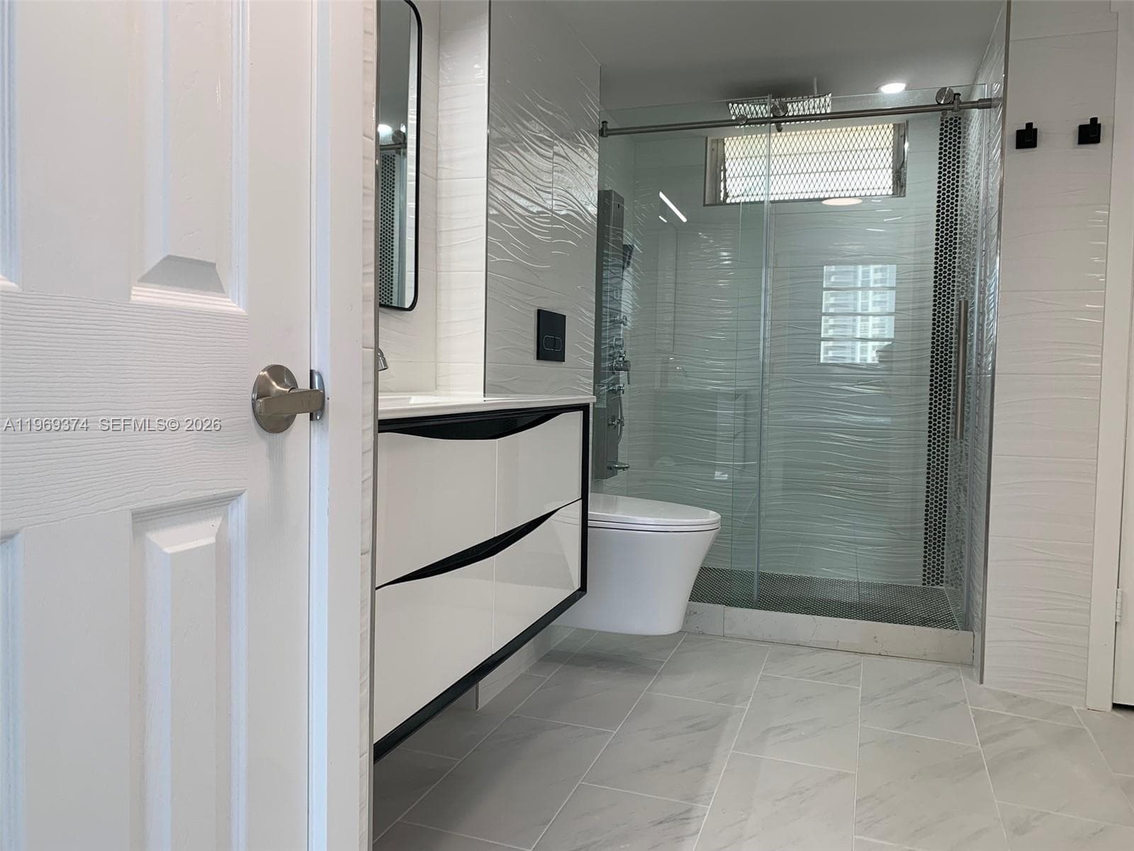 POINT EAST CONDO · #D-508 in Aventura - Photo 17