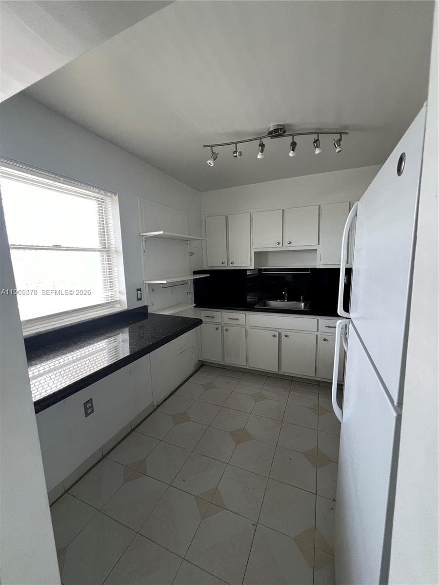 NAUTILUS TOWER · #6B in Miami Beach - Photo 13