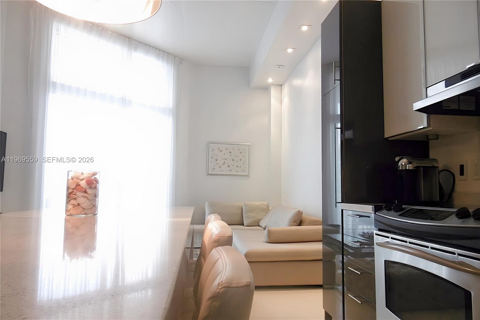 THE MERIDIAN CONDO · #525+DEN in Miami Beach - Photo 6