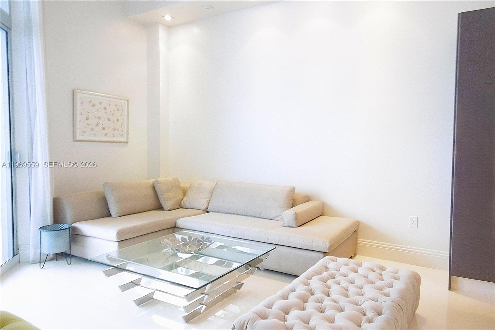 THE MERIDIAN CONDO · #525+DEN in Miami Beach - Photo 10