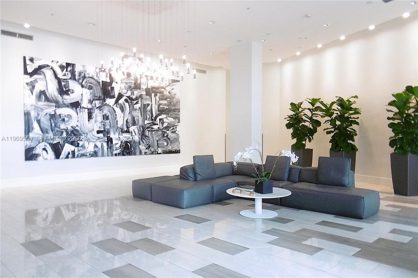 THE MERIDIAN CONDO · #525+DEN in Miami Beach - Photo 4