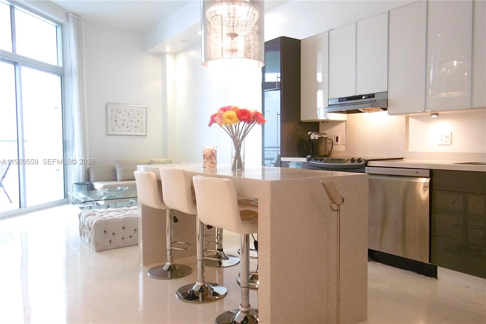 THE MERIDIAN CONDO · #525+DEN in Miami Beach - Photo 25