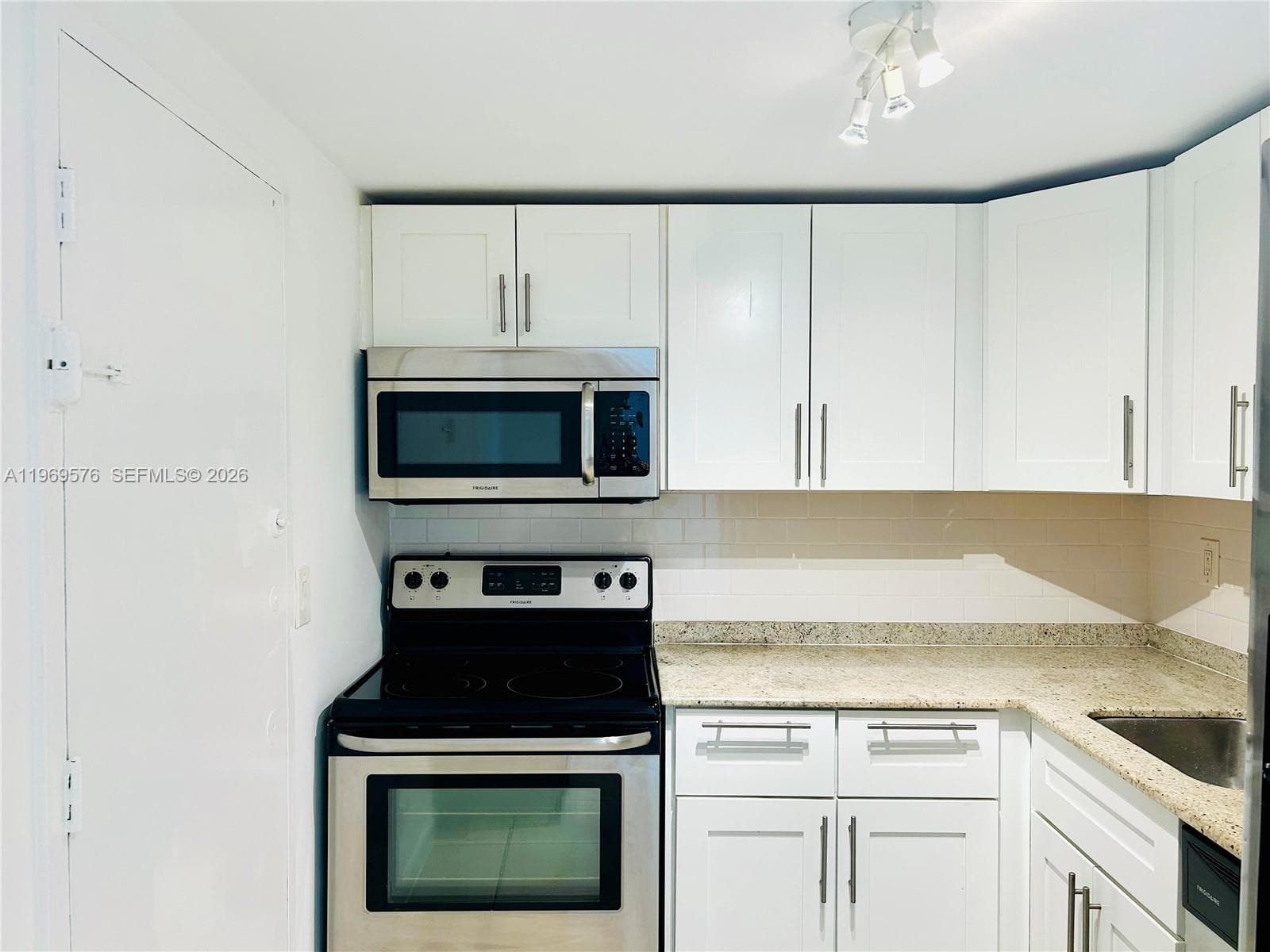 KENNEDY HOUSE CONDO · #16J in North Bay Village - Photo 6