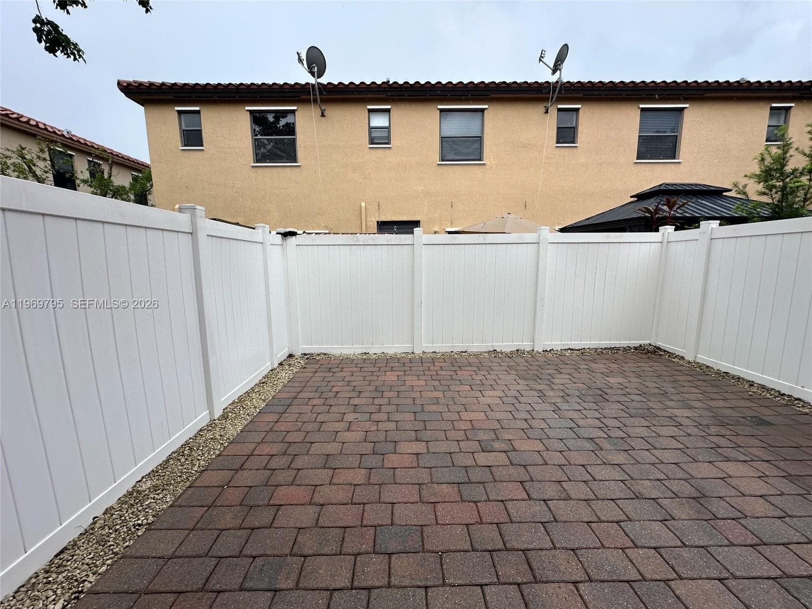 9374 W 32nd Ln photo 2