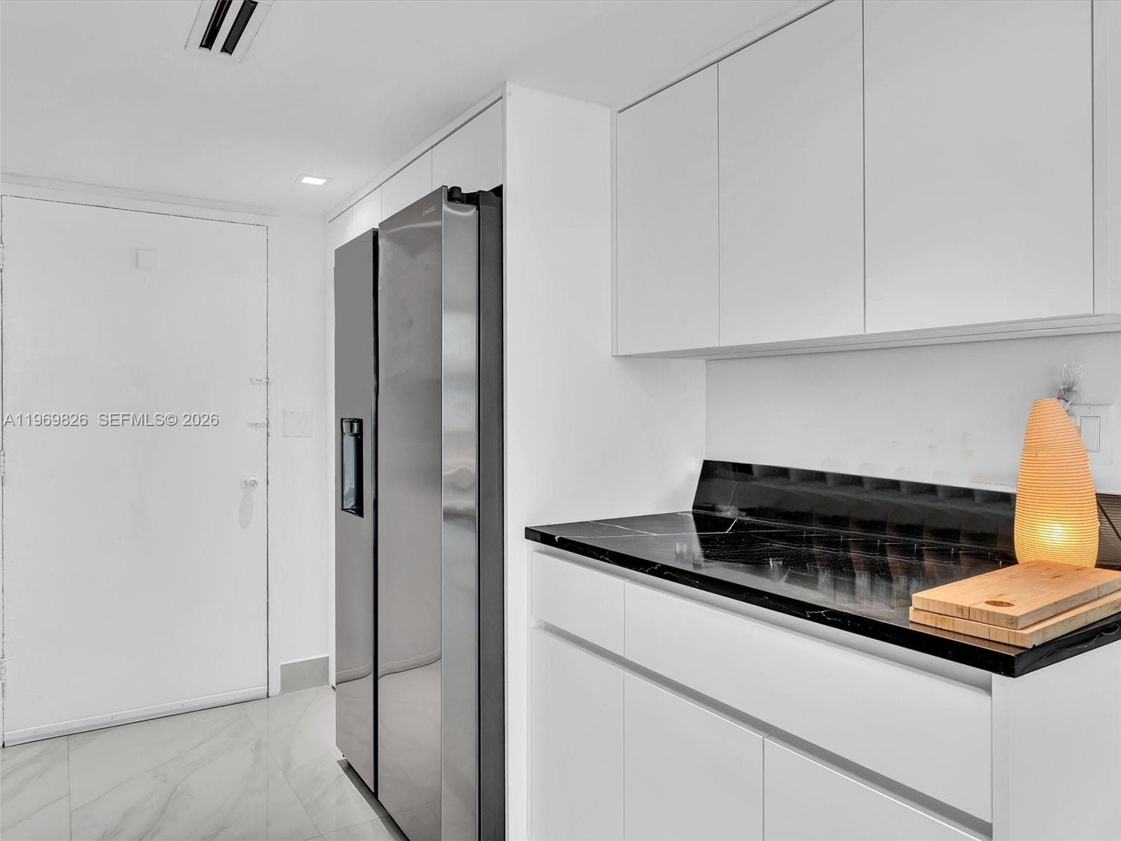 THE PRESIDENTIAL CONDO · #1007 in Miami Beach - Photo 12