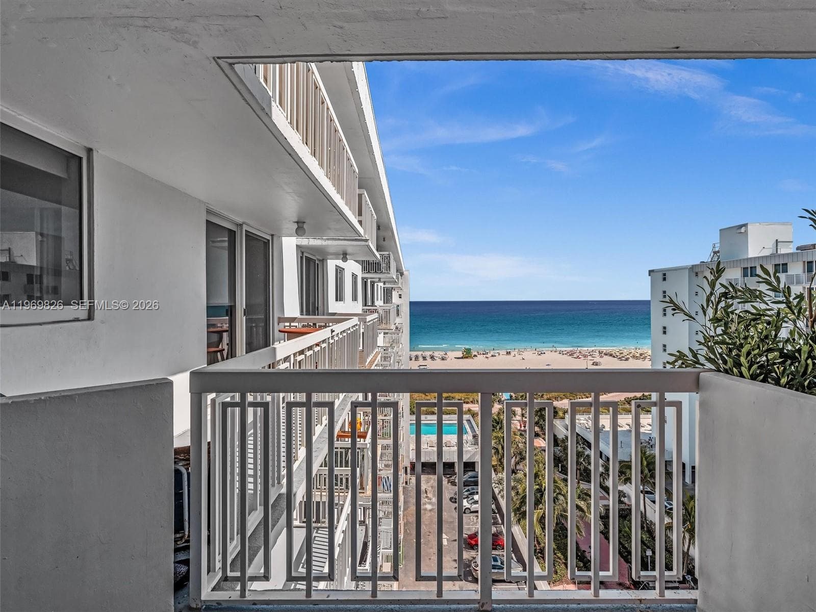 THE PRESIDENTIAL CONDO · #1007 in Miami Beach - Photo 8