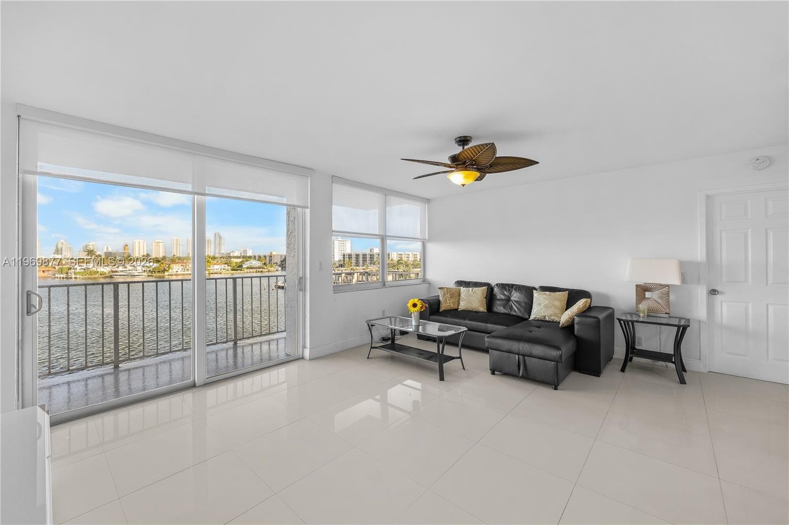 REEF SOUTH CONDO · #5J in North Miami Beach - Photo 5