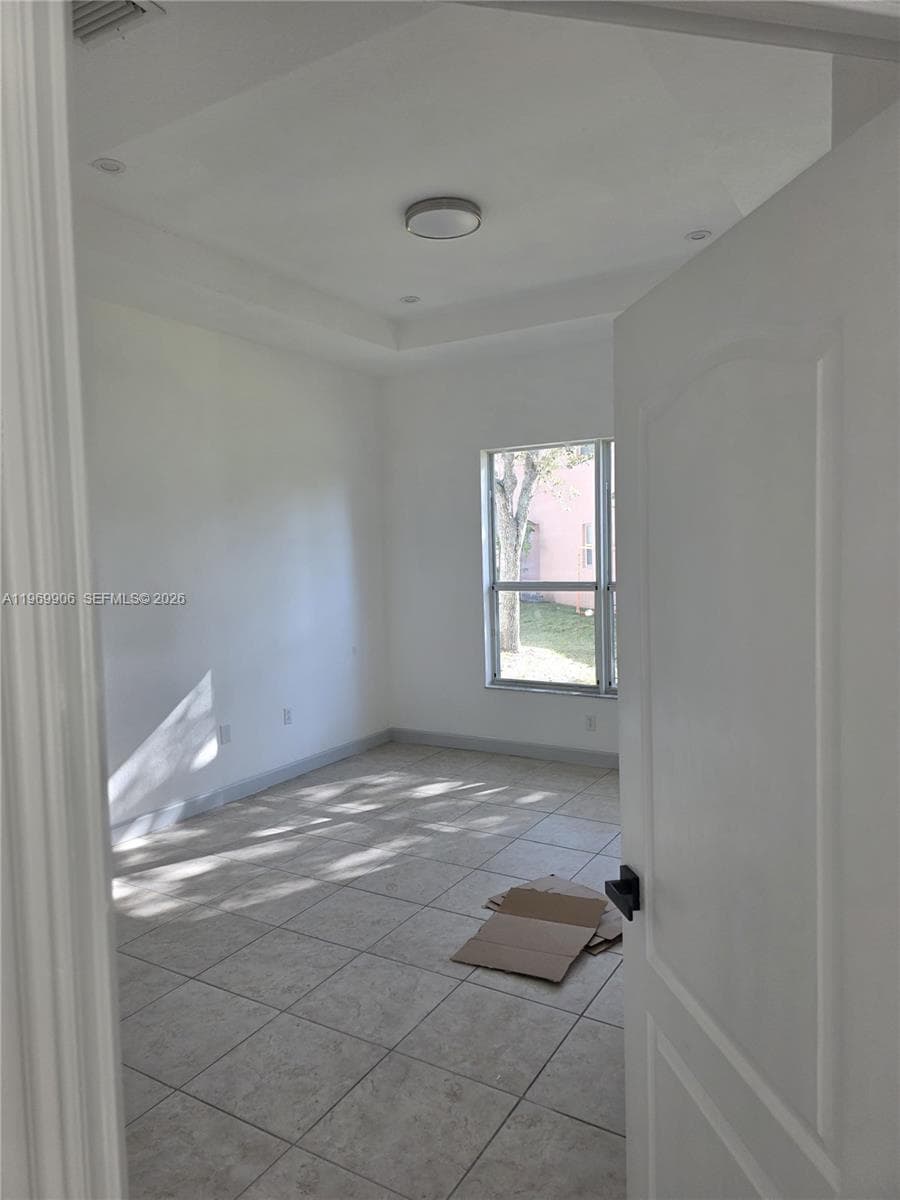 3930 NE 12th Dr photo 16