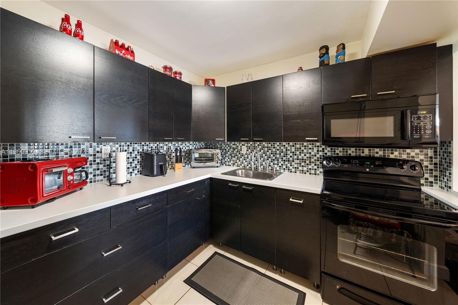 COMMODORE PLAZA CONDO · #401 in Aventura - Photo 6