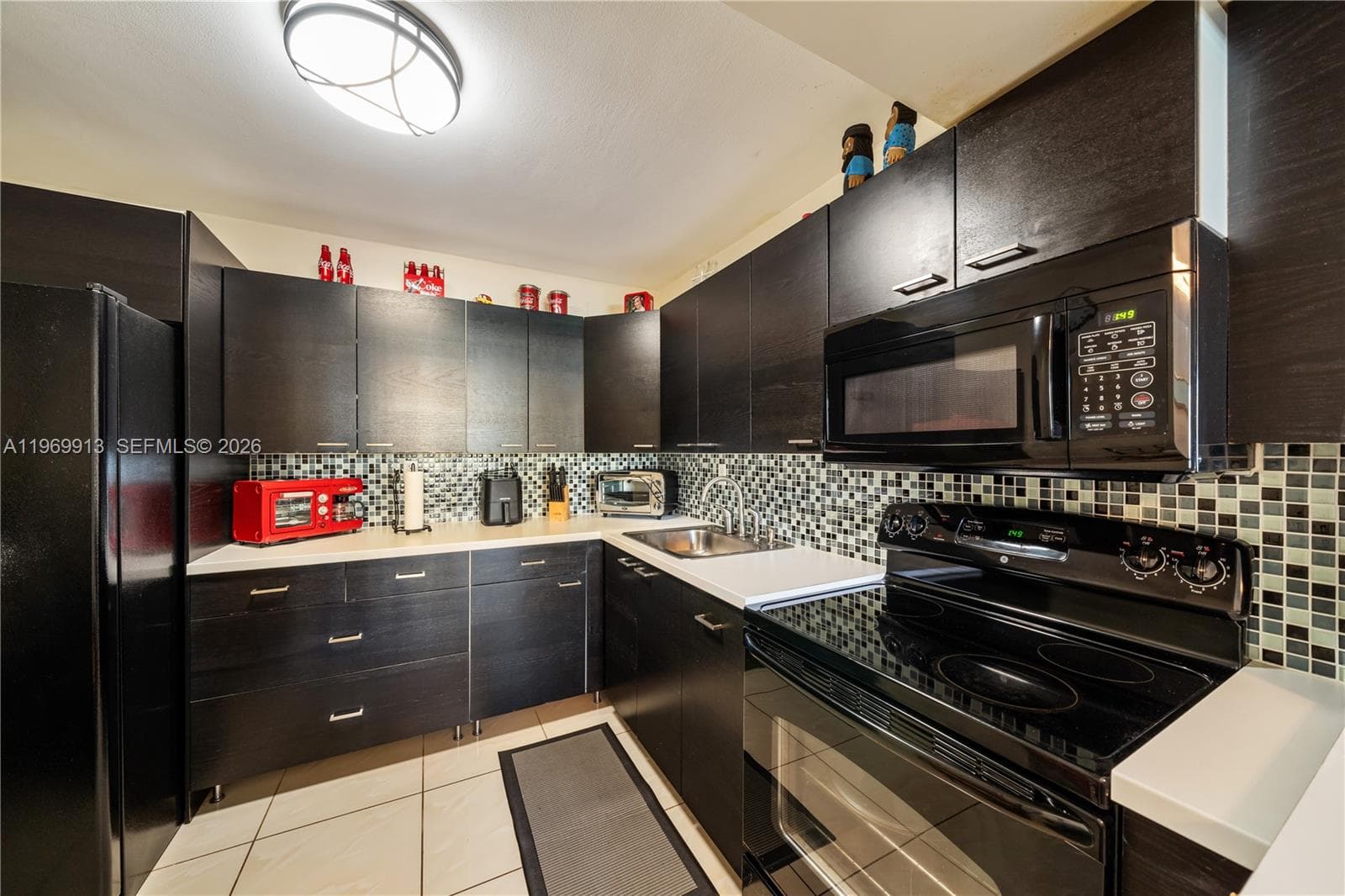 COMMODORE PLAZA CONDO · #401 in Aventura - Photo 5