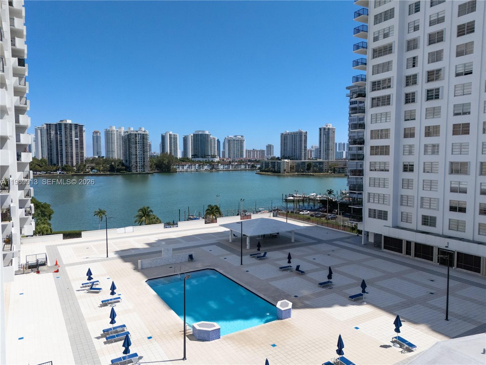 COMMODORE PLAZA CONDO · #401 in Aventura - Photo 21