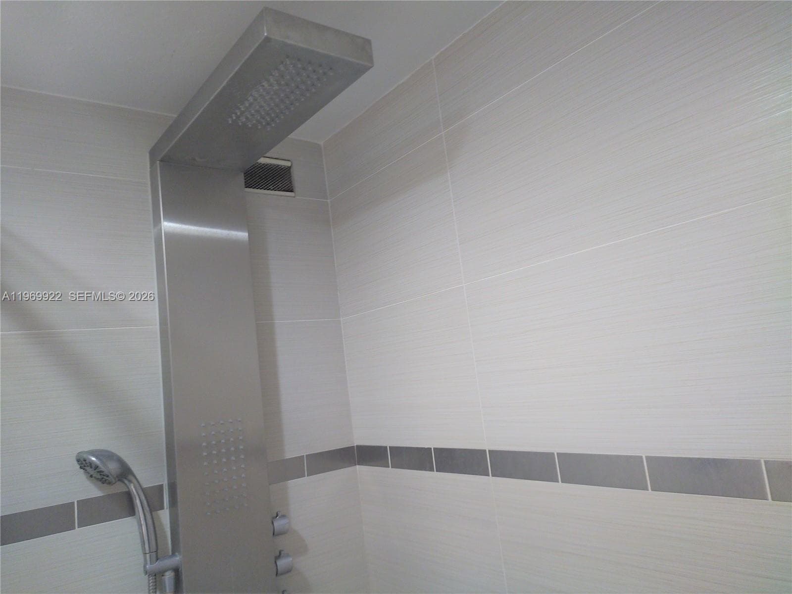 BAY PARK TOWERS CONDO · #1203 in Miami - Photo 13