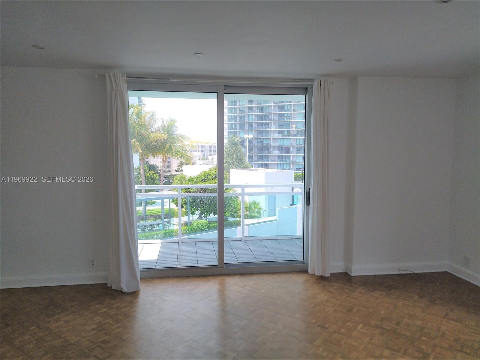 BAY PARK TOWERS CONDO · #1203 in Miami - Photo 8