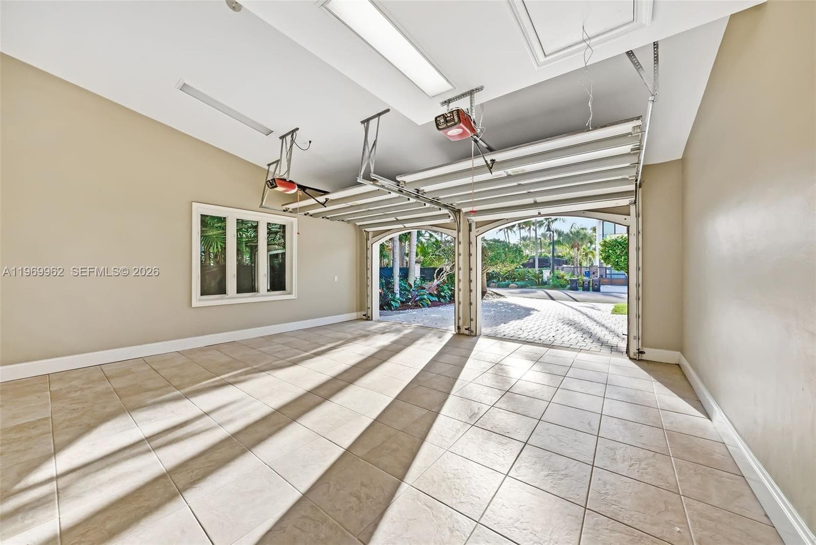 628 Coral Way photo 47