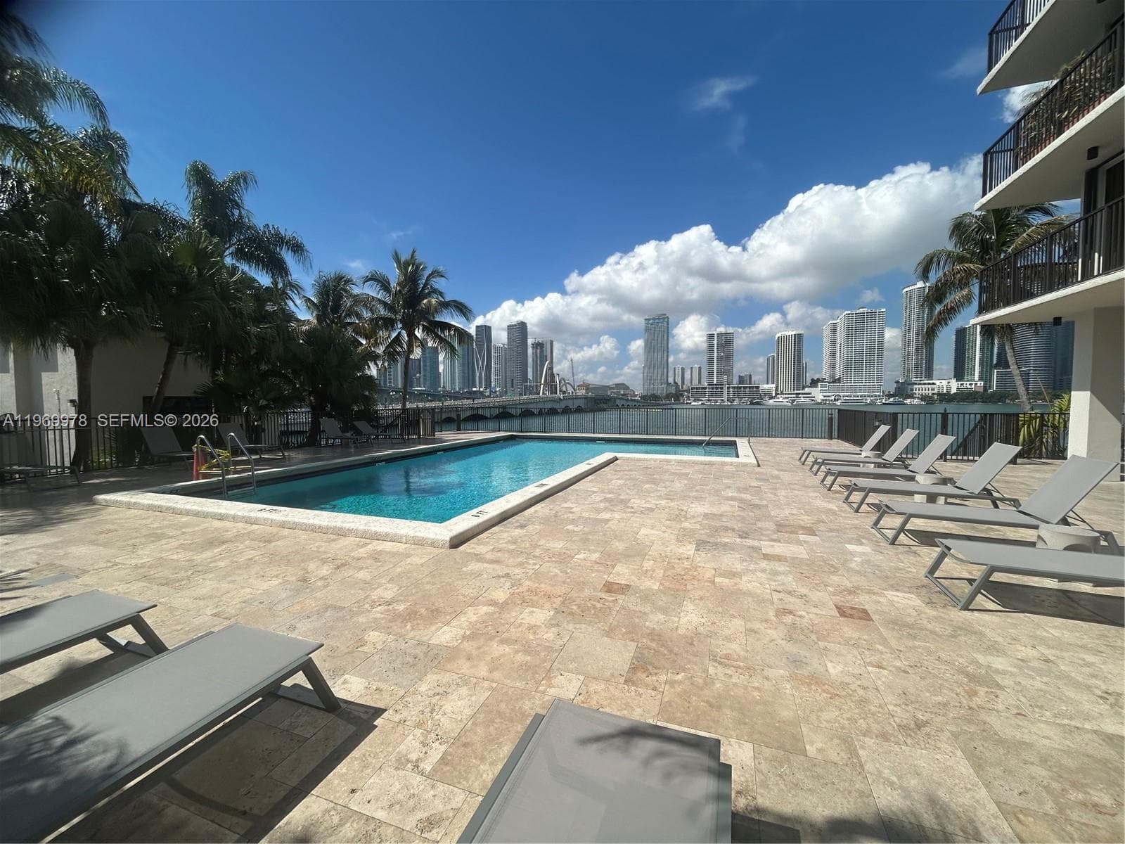 VENETIAN ISLE CONDO · #802 in Miami - Photo 24