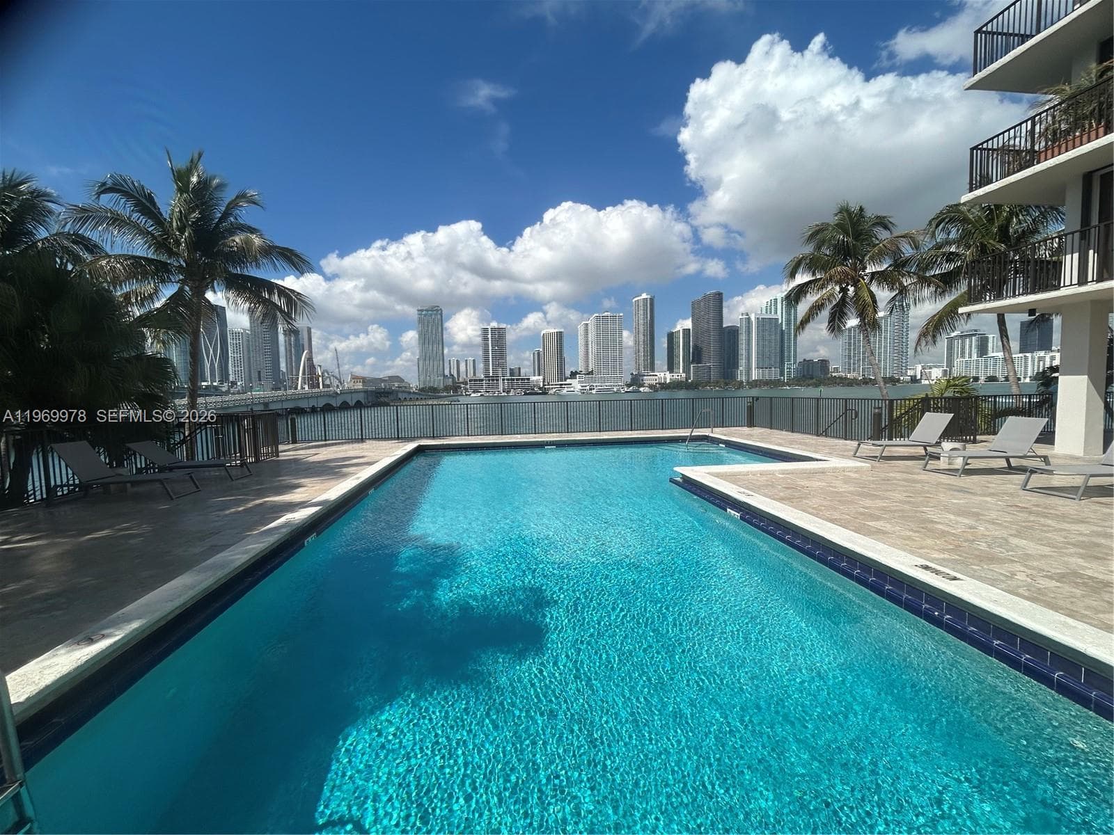VENETIAN ISLE CONDO · #802 in Miami - Photo 25