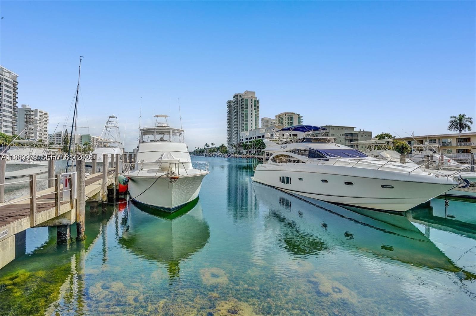 360 Condo · #405 in North Bay Village - Photo 53
