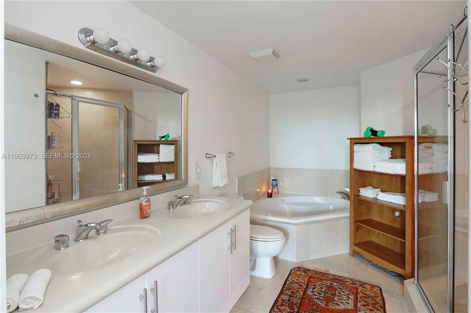 360 Condo · #405 in North Bay Village - Photo 19