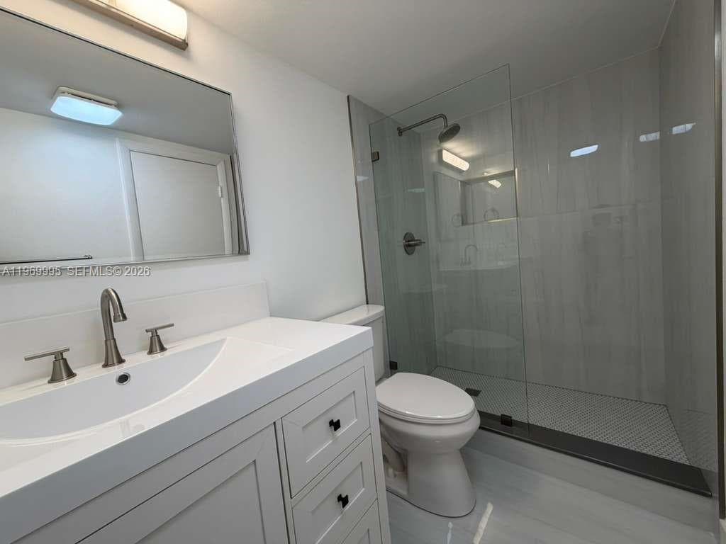 MEADOWBROOK LAKES VIEW CO · #109 in Dania Beach - Photo 6