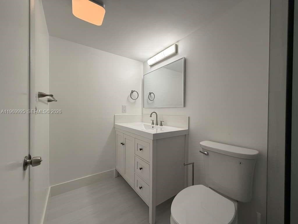 MEADOWBROOK LAKES VIEW CO · #109 in Dania Beach - Photo 3