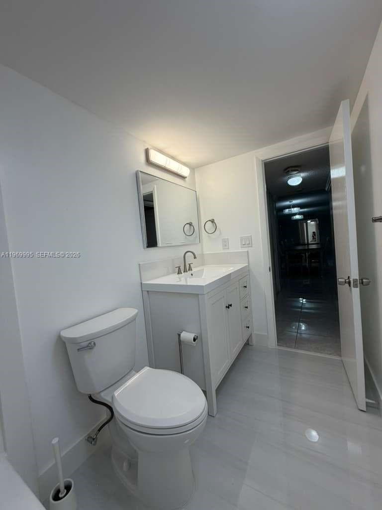 MEADOWBROOK LAKES VIEW CO · #109 in Dania Beach - Photo 5