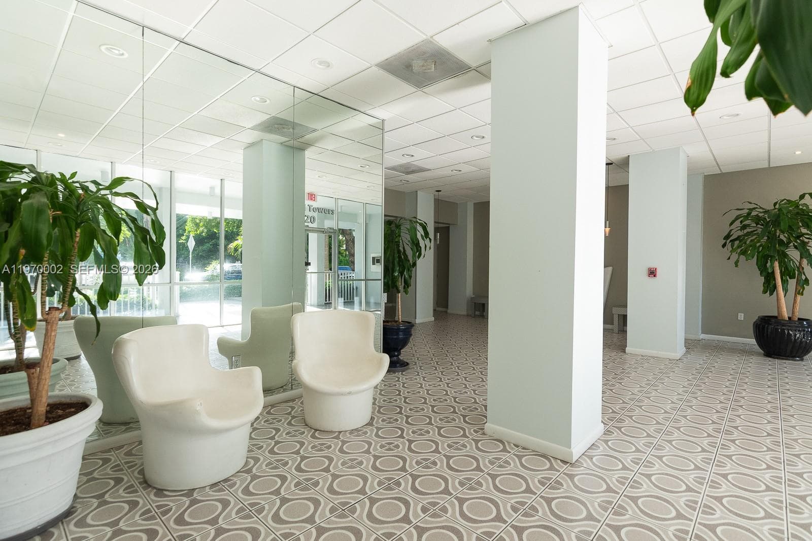 Admiral Towers Condo Asso · #314 in Miami Beach - Photo 32