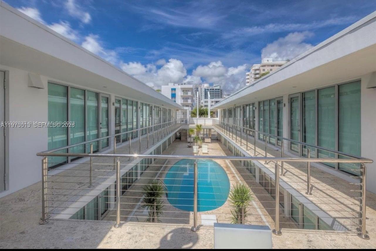 FONTANA CONDO · #103 in Miami Beach - Photo 12