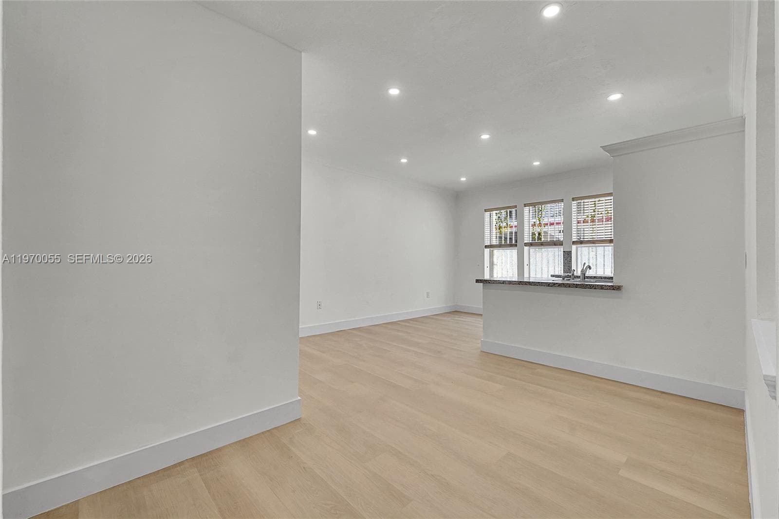 PENN PLAZA CONDO · #103 in Miami Beach - Photo 9