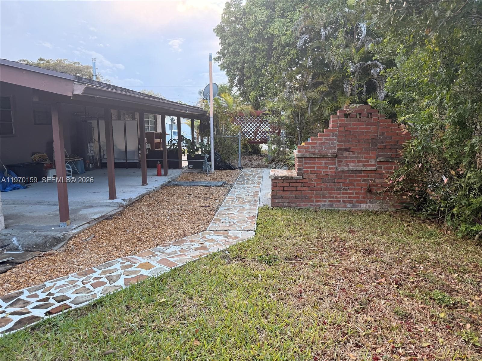 15801 SW 99th Pl photo 11