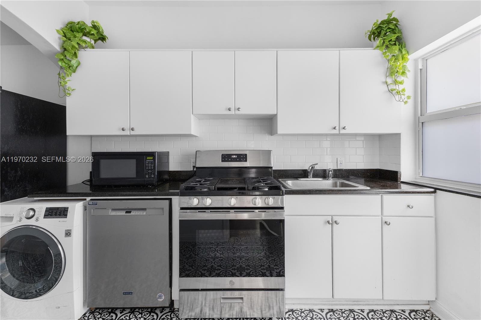 VILA MARA CONDO · #1 in Miami Beach - Photo 4