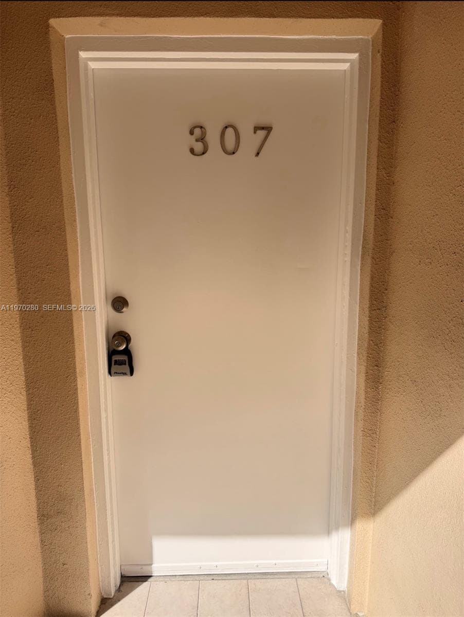 BELINDA GARDENS CONDO · #1307 in Miami - Photo 2