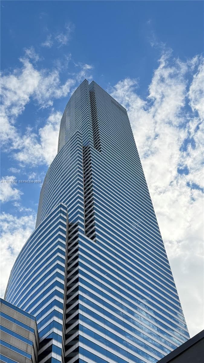 Centro · #1809 in Miami - Photo 14