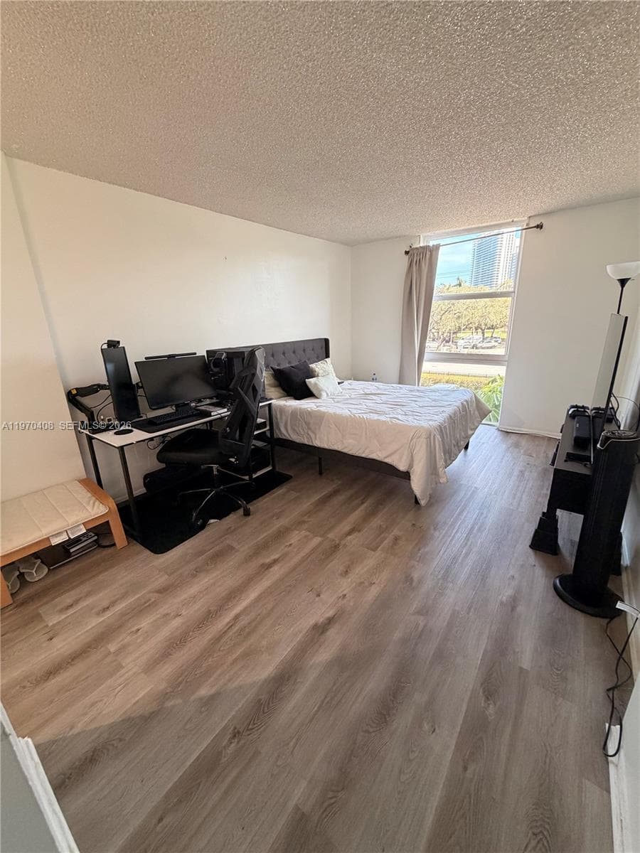 WOODSIDE APTS CONDO · #B304 in North Miami Beach - Photo 12