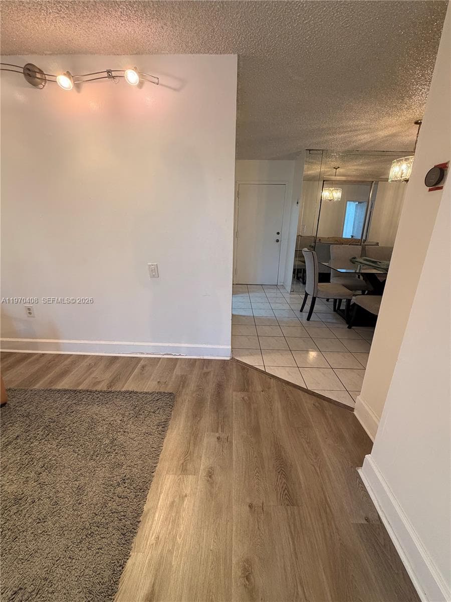 WOODSIDE APTS CONDO · #B304 in North Miami Beach - Photo 5