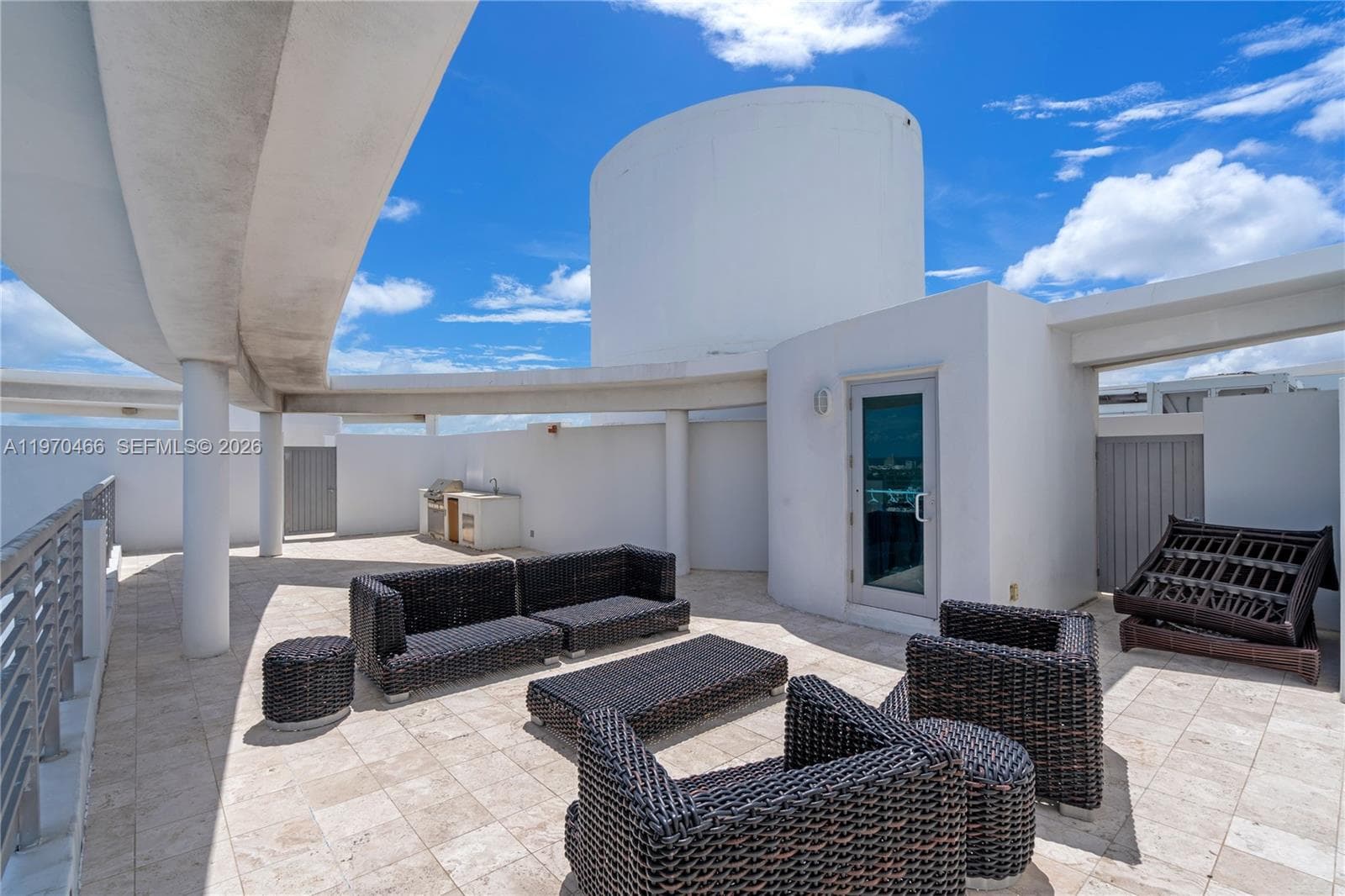 CAPRI SOUTH BEACH CONDO · #PH-4 in Miami Beach - Photo 46