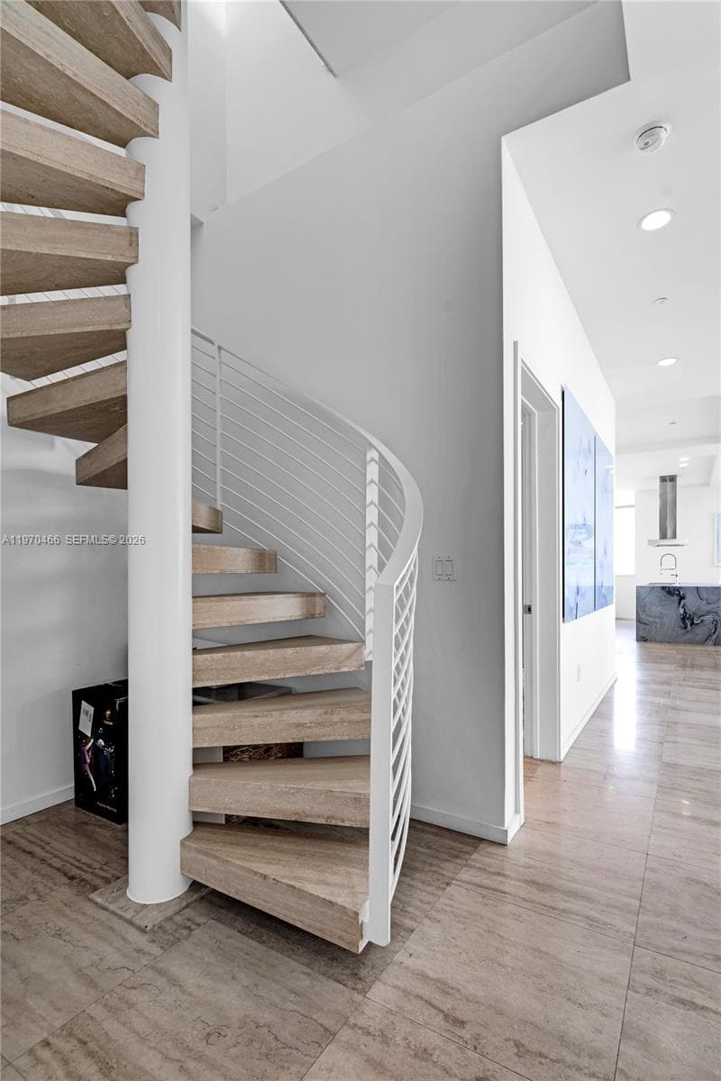 CAPRI SOUTH BEACH CONDO · #PH-4 in Miami Beach - Photo 26