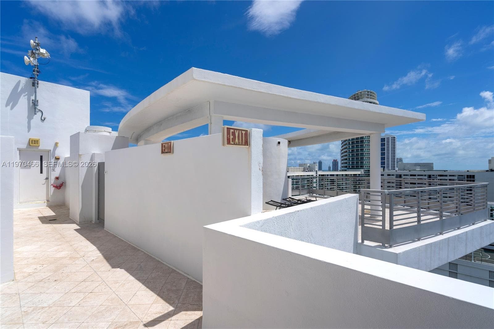 CAPRI SOUTH BEACH CONDO · #PH-4 in Miami Beach - Photo 49