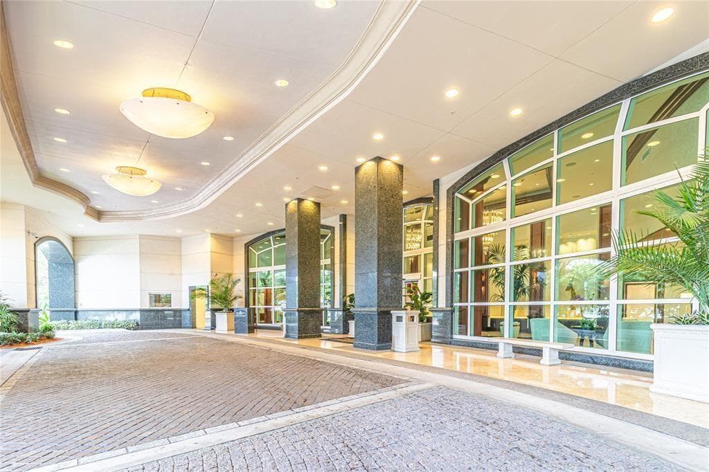Photo 75