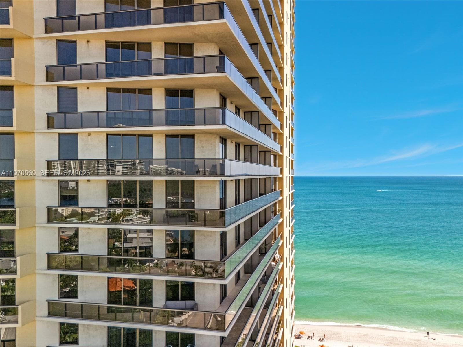 Sayan Condo · #1604 in Sunny Isles Beach - Photo 32