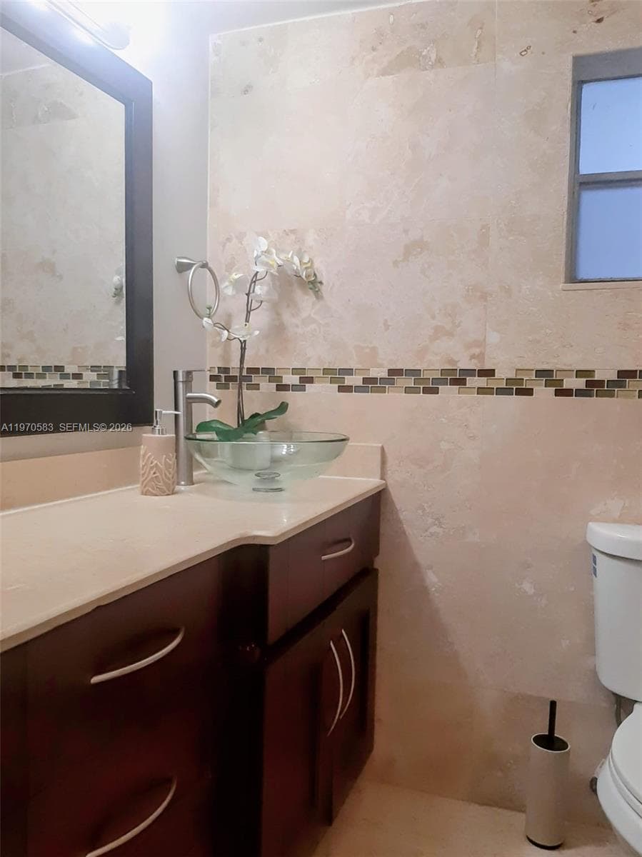 Salem House · #112 in Sunny Isles Beach - Photo 4