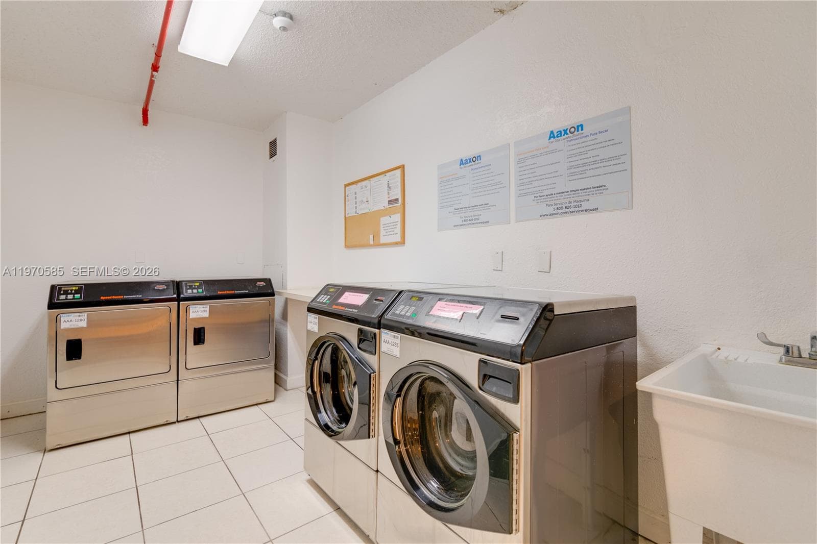 RESIDENCES ON HOLLYWOOD B · #1621 in Hollywood - Photo 22